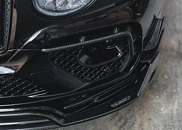 宾利添越MANSORY子夜黑定制版