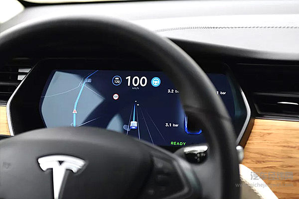 真香！国内首测特斯拉自动辅助导航驾驶