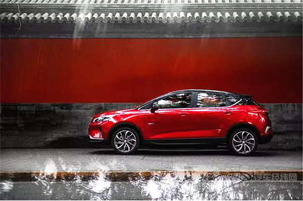 破解销量停滞魔咒 帝豪GSe长续航版够诚意！