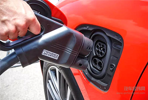 传承经典 致敬未来 “2018中国国际名城经典车拉力赛”焕新而来