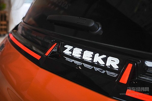 极氪X焕新上市 同等价位下选它还是小鹏G6？