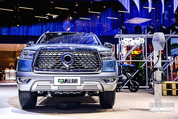 交车、上新两不误 两年20万台的长城炮速度燃爆成都车展