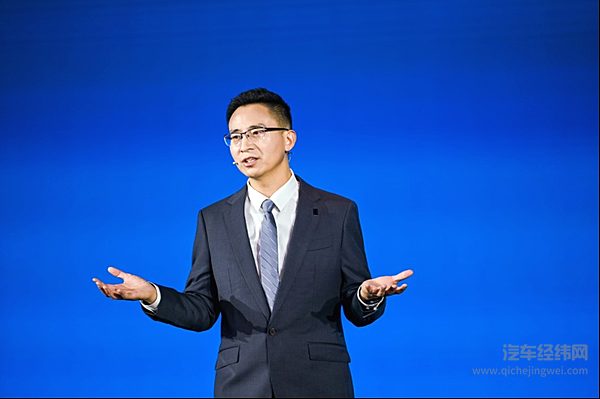 仰望U8登临广州车展  仰望顶尖技术发布展现产品硬实力