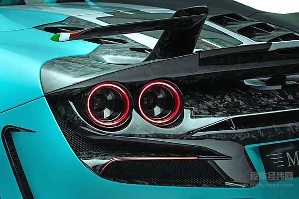 法拉利F8SpiderMANSORY高定版