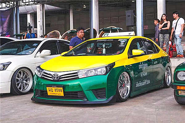 别不承认，区区东南亚就是比我们会玩车