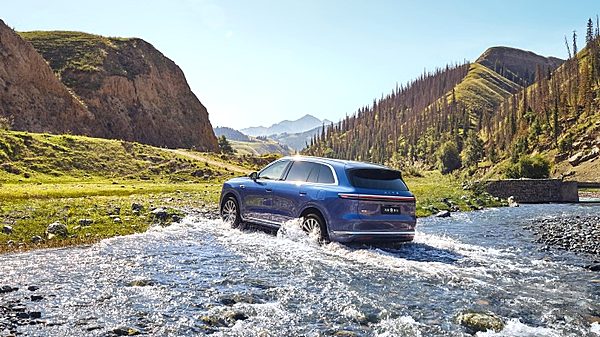 腾势N8L对决全新问界M7 三电系统与智能化谁更有吸引力？