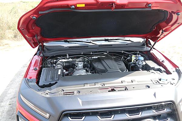 驾驶TA会上瘾 高端悍途皮卡的霸气和高性能很具“攻击性”