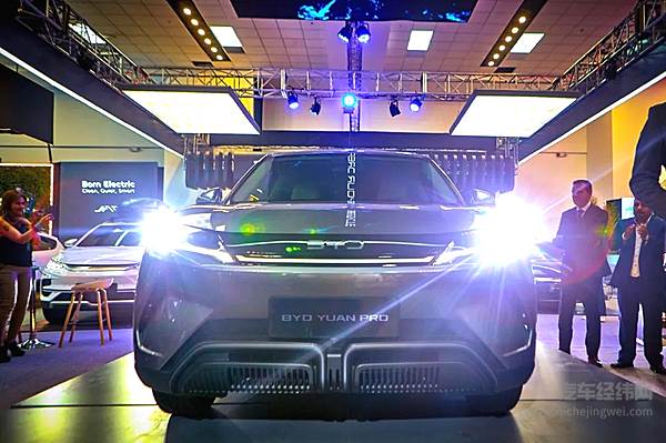 比亚迪携7款车型亮相基多车展 元UP正式上市厄瓜多尔