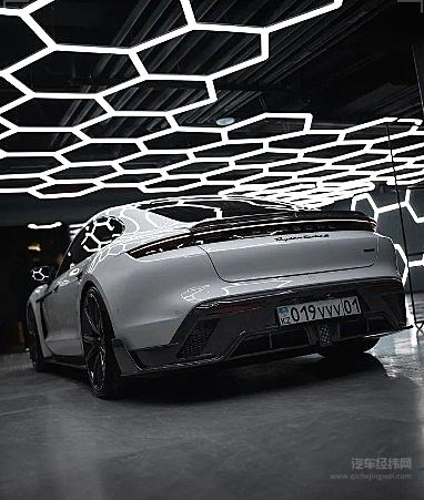 保时捷TaycanMANSORY细花白定制版