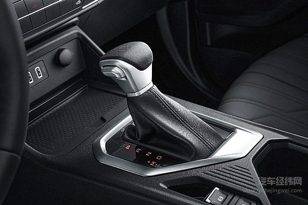 时尚商用皮卡先锋再焕新 金刚炮AT车型3月2日即将硬核上市