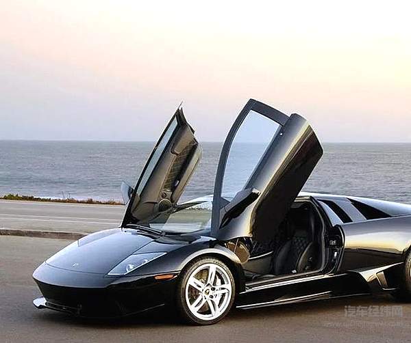 国产车为何纷纷开始使用剪刀门？