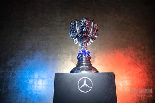 第10届英雄联盟全球总决赛™10月31日在上海收官 