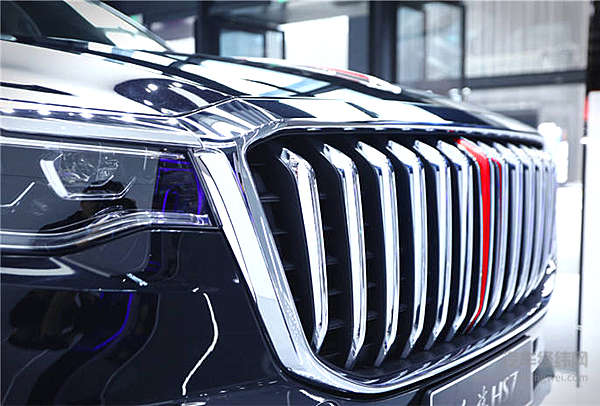 红旗HS7填补C级SUV市场空白 国民车改走年轻范儿！