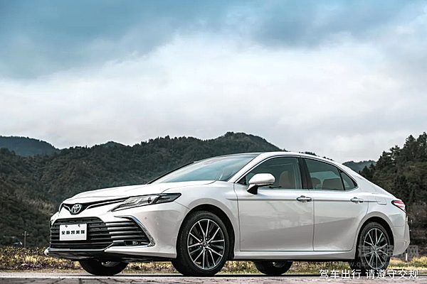 丰田凯美瑞销量超过别克君威两倍以上 差距真有这么大？