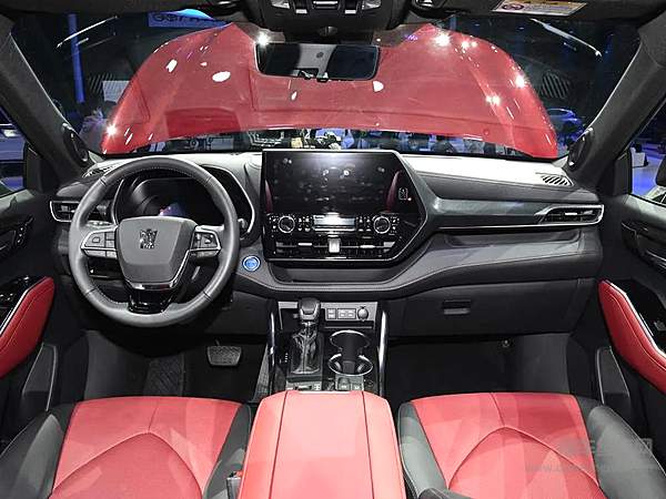 丰田新车大爆发 这才是“强豪”该有的模样