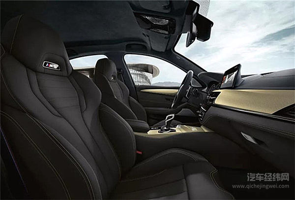 步入35岁黄金期的宝马M5依旧张扬！