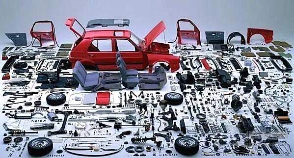 李书福央视“带货” 逆全球化中车企如何生存