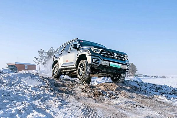 从容冰雪Hi4来野 长城汽车Hi4家族挑战-40℃极寒境地