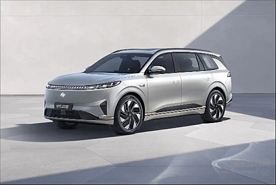 eπ008五座版上市 家庭用户想要的它都有？