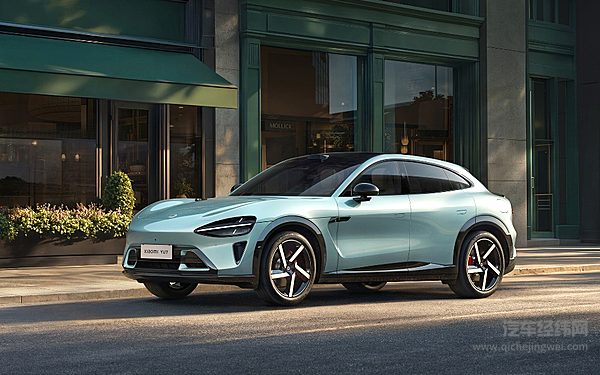 18小时锁单24万辆 小米YU7是真的火还是暗藏猫腻？