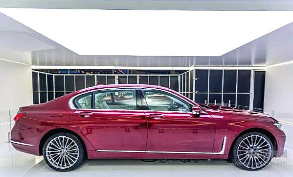 宝马8系、7系领衔 一大波新车集体亮相蓉城！