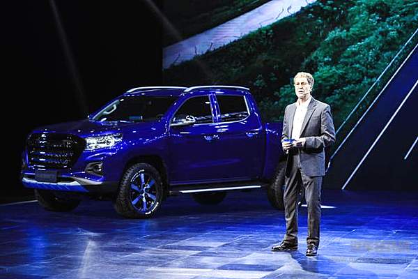 整车性能集成专家Gordon Cook讲解产品