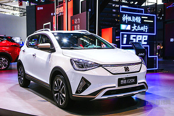 思皓乘用车焕新发布 畅享品智车生活