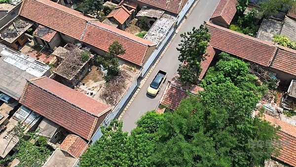 “一车抵两车”以纯电科技助力创客 吉利雷达引领传统业态焕新升级