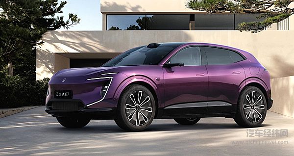 均得到华为赋能 阿维塔07与岚图FREE+该怎么选？