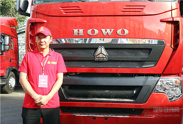 自建百人大群只为学好驾驶 豪沃铁粉张俊涛获成都站节油冠军  