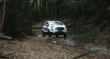 怎么闹腾都不“翻车” 你就说这趟越野之旅刺不刺激？