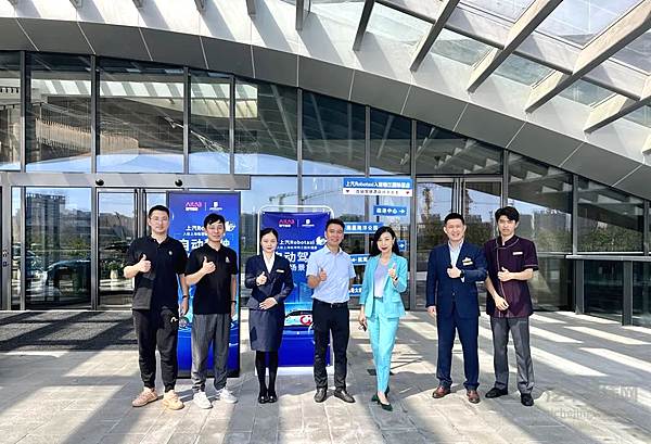 上汽集团Robotaxi入驻临港中心酒店 首发自动驾驶酒店场景 