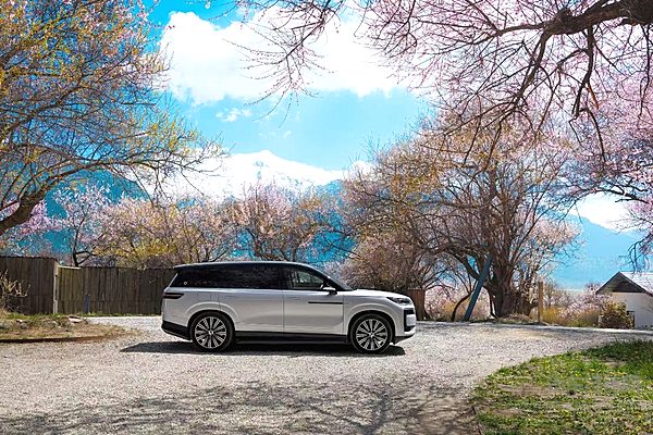 三电机车型对决 腾势N9和领克900谁是真旗舰？