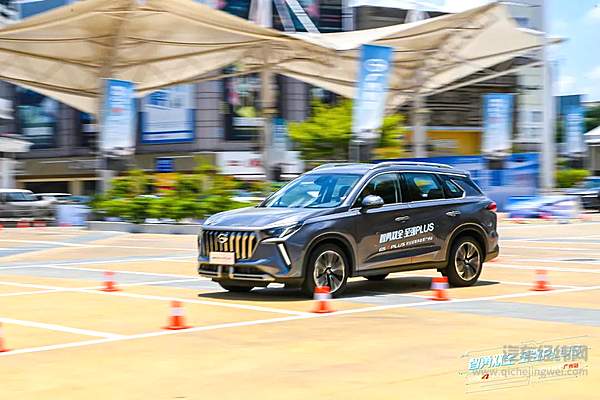 GS4 PLUS 全国花样上市 一“祺”嗨！