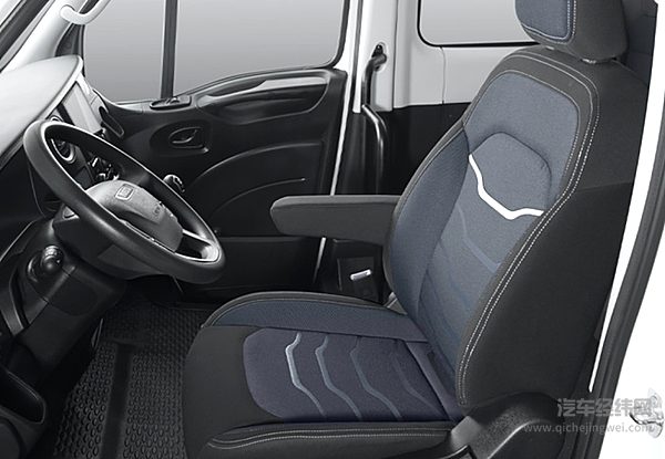 从新疆到南京 依维柯欧胜承载着一个老兵的江湖梦