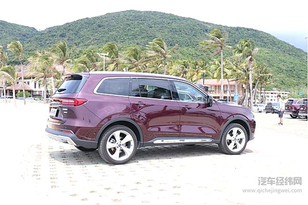 顾家暖男 全新福特领裕中大型SUV让三代同堂出行无忧