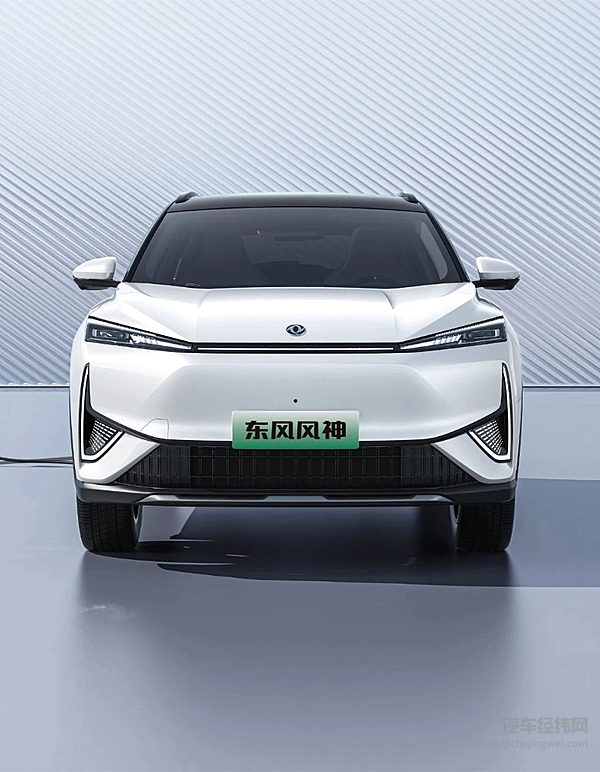转型突破赶超跨越 东风连出四款新车 两款已开启预售