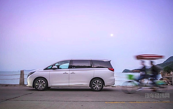 传祺GM8全球首测 漂亮的不像实力派