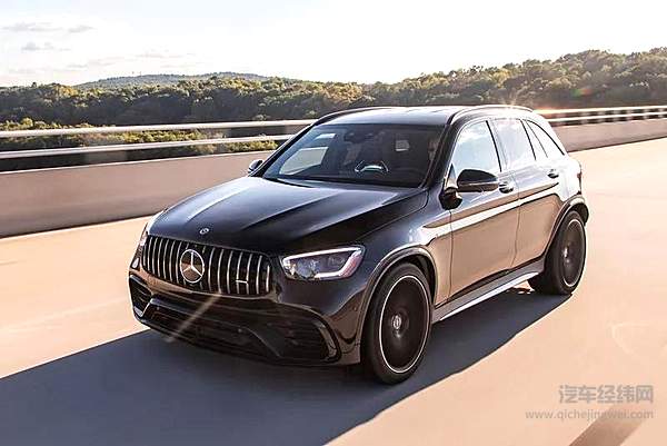 奔驰AMG GLC 63系列96.58万起售 3.8秒破百打造速度传说