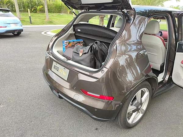 汽车市场新兴趋势 十万出头值得推荐的纯电动车有哪些？