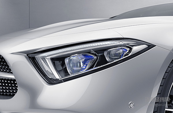 性价比提升！新款奔驰CLS化身“人人都买得起豪华车”