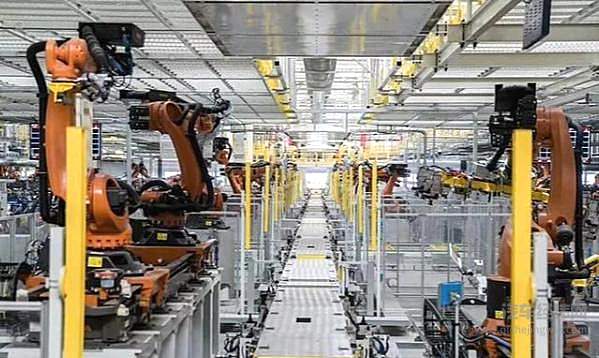 吉利沃尔沃修成正果 领克备10款车出海淘金！