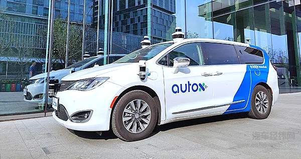 无人驾驶时代真的来了？ AutoX完全无人车已载人运营三个月