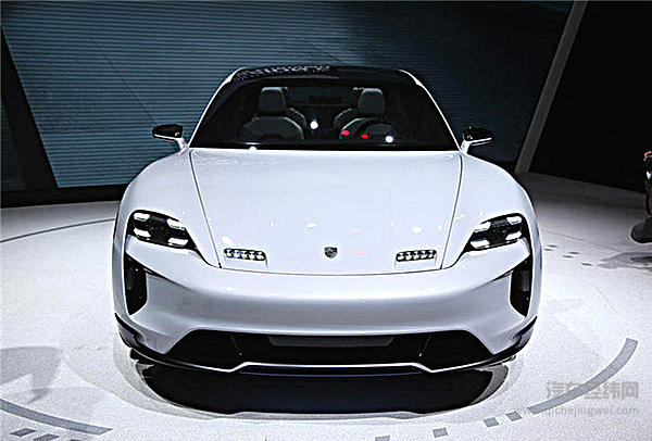 保时捷“秒杀特斯拉”利器：Mission E Cross Turismo日内瓦车展首秀