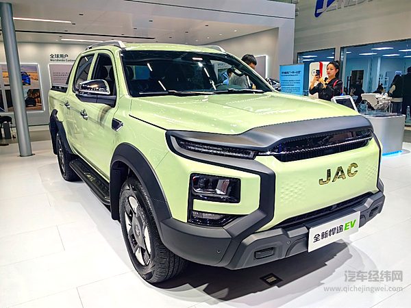 江淮也有核心装备！全栈线控智慧底盘到底有多强？