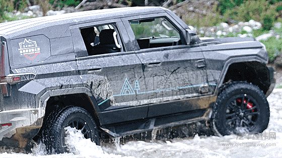 中国猛士出征 探索千山万壑驰骋大江大河！