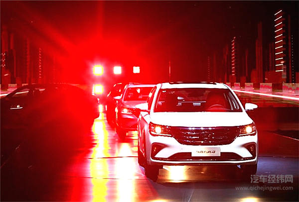 乘热打铁 传祺GA4北美亮相上海上市 紧凑型家轿迎“黑马”