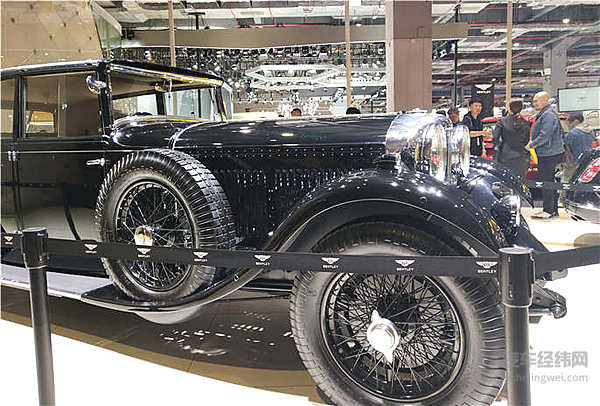 新车看厌了 2019上海车展经典老车格外吸睛！