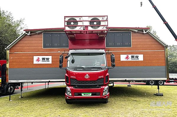 強(qiáng)動力高承載大空間 乘龍M3移動宴席車成就全能鄉(xiāng)宴盈利王