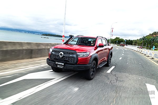 各种高端配置现身 比亚迪进军皮卡领域